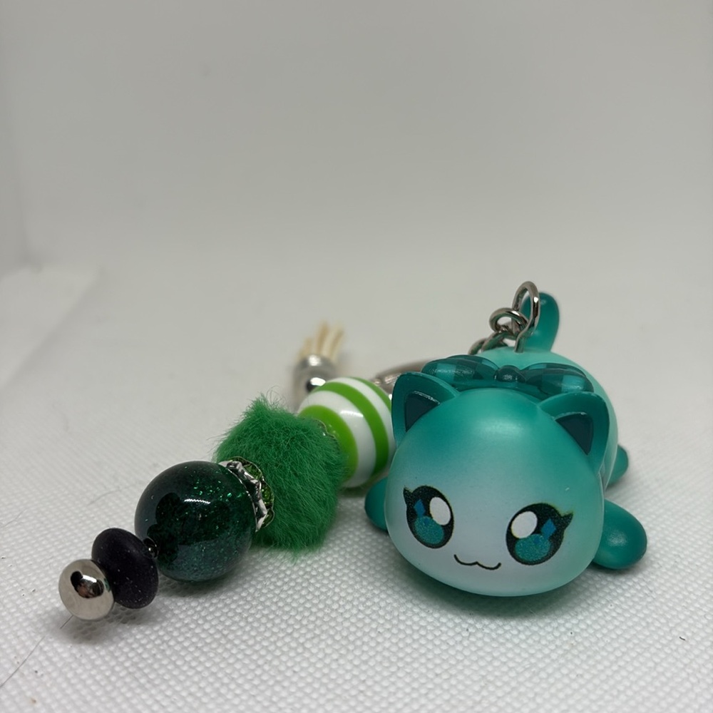 Handmade cat keychain - Picture 5 of 16